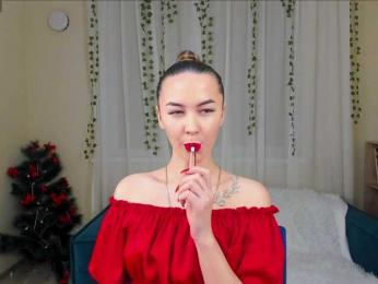 LunaCurly webcam model stream image