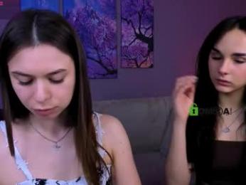 flora_ri webcam model stream image