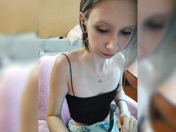 -Christina- webcam bongacams model stream image