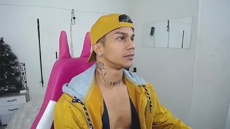 Leonard_Price webcam model stream image