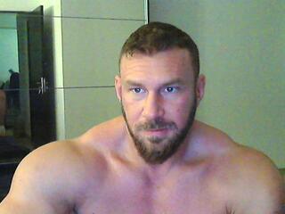 Kevin Muscle webcam model stream image