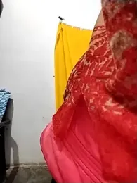 Cute-Naavya webcam model stream image