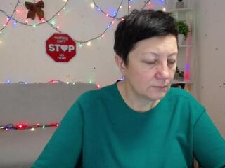 Emily Lovee webcam flirt4free model stream image