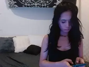 luvvnash webcam model stream image