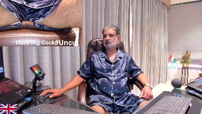 OnlineBossUK webcam model stream image