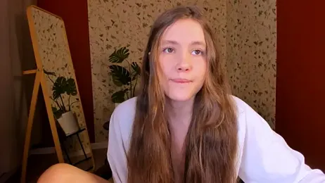 MaryannSoftt webcam model stream image