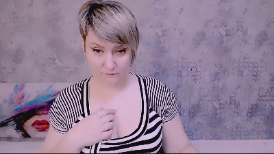 Djullia webcam model stream image