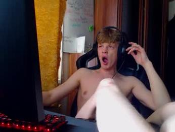 shyredstar webcam model stream image