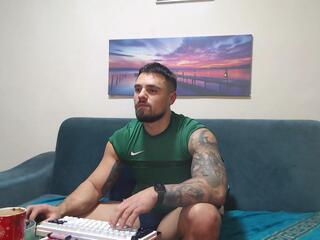 Tiberius Hunk webcam model stream image