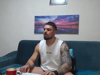 Tiberius Hunk webcam model stream image