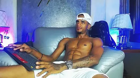 AaronCruz_ webcam model stream image