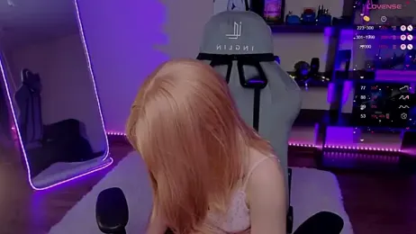 zelda_1 webcam stripchat model stream image