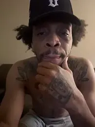 thefreakscomeoutatnight webcam model stream image