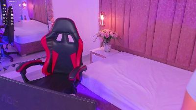 VeroLodge webcam model stream image