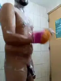 GildanK18 webcam model stream image