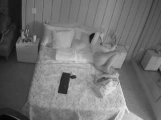 voyeurcam-casa-salsa-bedroom-1 webcam camsoda model stream image