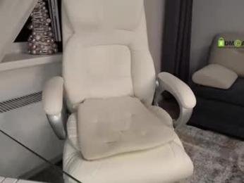 leraooook webcam model stream image