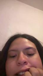 El1saJu webcam model stream image