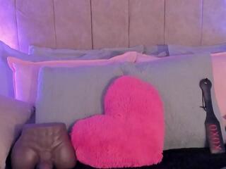 Victoria Lois webcam model stream image