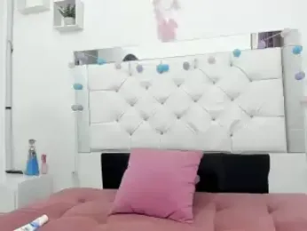 Azul_horney webcam model stream image