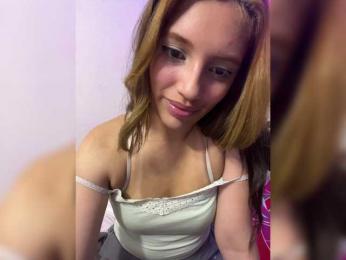 Milliexblu webcam model stream image