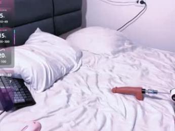 blooming_soul webcam model stream image