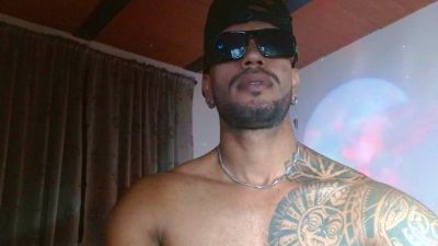 Manolofitt webcam model stream image