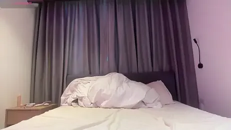 AlicePinkhead webcam model stream image