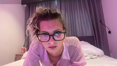 AlicePinkhead webcam stripchat model stream image