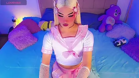 Shiaki_04 webcam model stream image