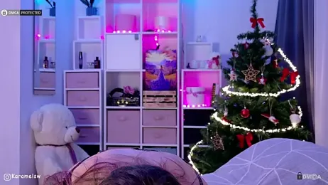 Karamelsw_ webcam model stream image