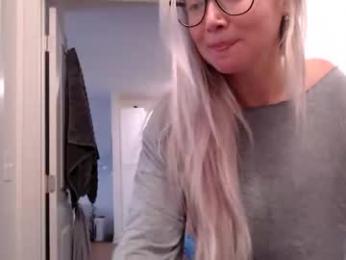 lilyyymonroee webcam model stream image