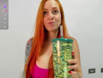 aliciakozlov webcam model stream image