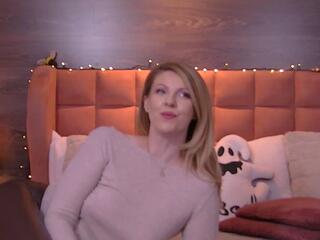 Olivia Onya webcam model stream image