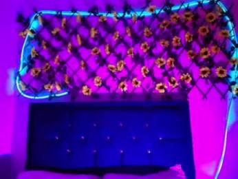 horus_at webcam model stream image