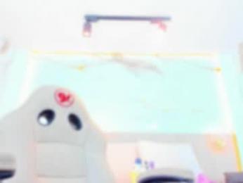 valirya_devote webcam model stream image