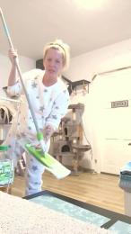 BlueEye_Girl webcam model stream image