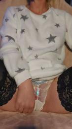 BlueEye_Girl webcam model stream image