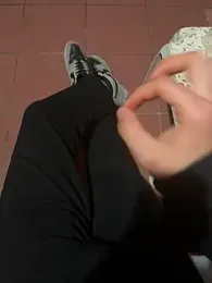 Aden_P2 webcam model stream image