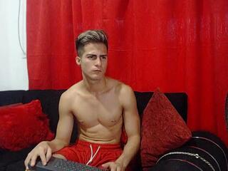 Drey Thomson webcam model stream image