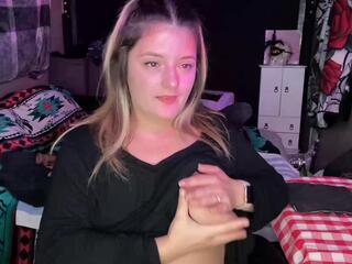 Mara Maze webcam model stream image