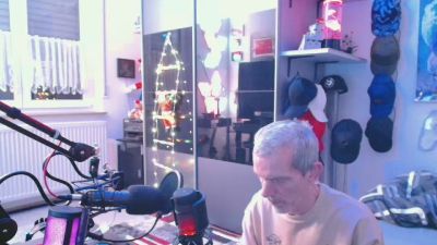 BaNaNeNOrAnGeN webcam model stream image