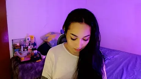 SweetLilly_18 webcam model stream image