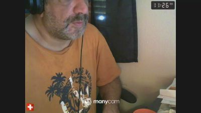 benenzo webcam model stream image