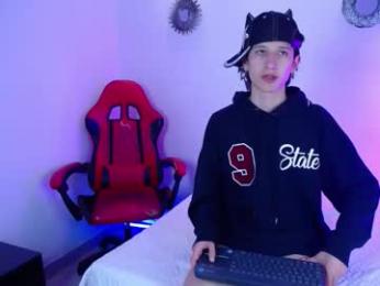 emmo_boy webcam model stream image