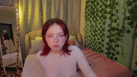 Love_is_Lola webcam model stream image