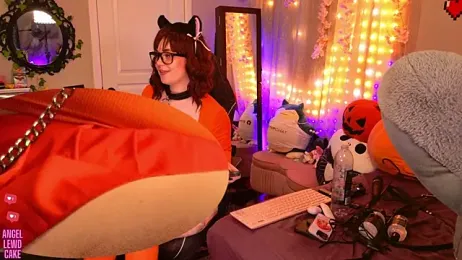 Angel-Lewd-Cake webcam model stream image