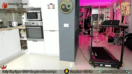 AmySuperHeroes webcam model stream image