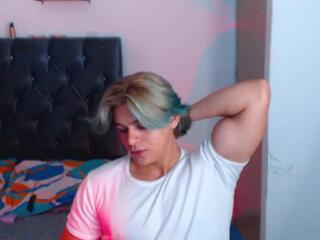 Erick Lion webcam model stream image