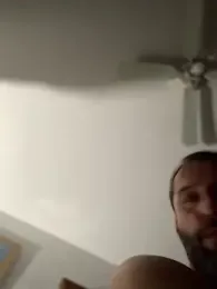 Calientesensible webcam model stream image